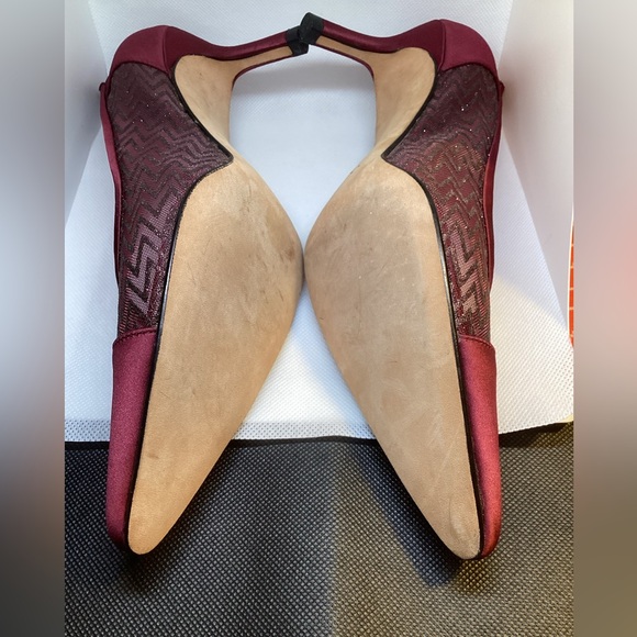 NINA BURGUNDY HEELS SIZE 8 M - Picture 9 of 10